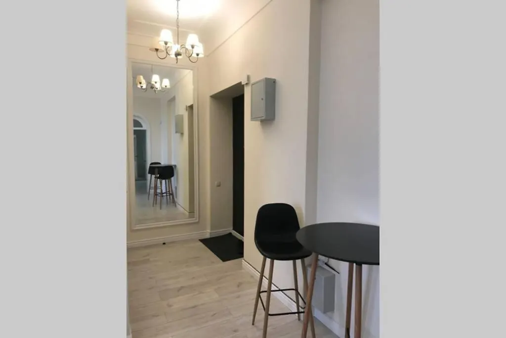 White&Light Flat Near Gulliver Kyiv Apartment